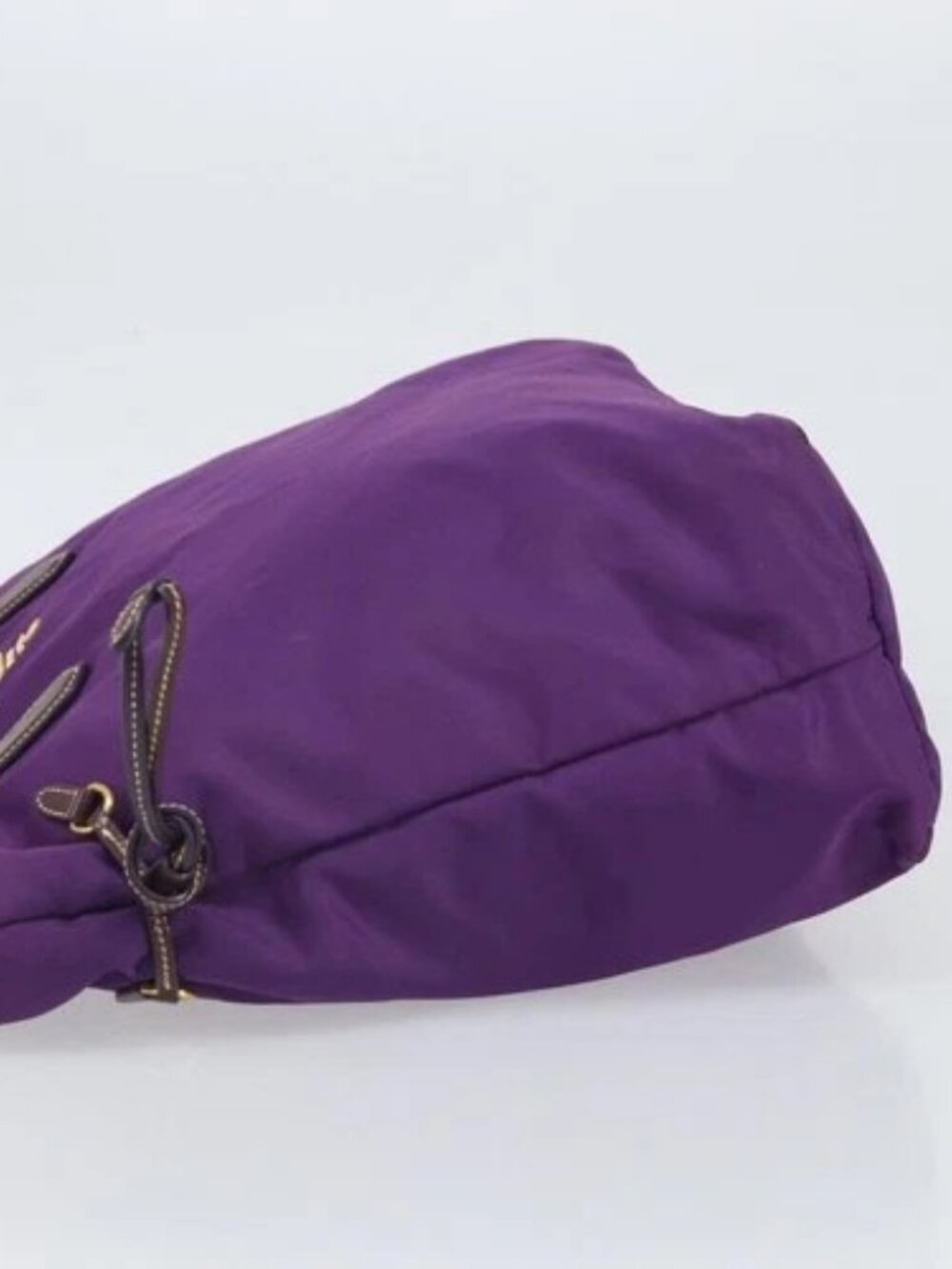 PRADA Tote Bag Nylon Purple Gold Auth 169896 - Picture 4 of 16